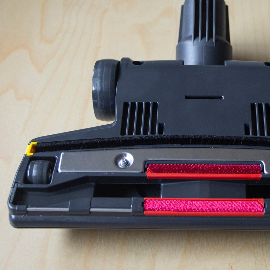 SEBO Premium Kombi floor brush bottom view
